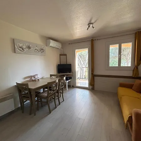 Apartamento Cosy Vue Golf Saint-Raphaël